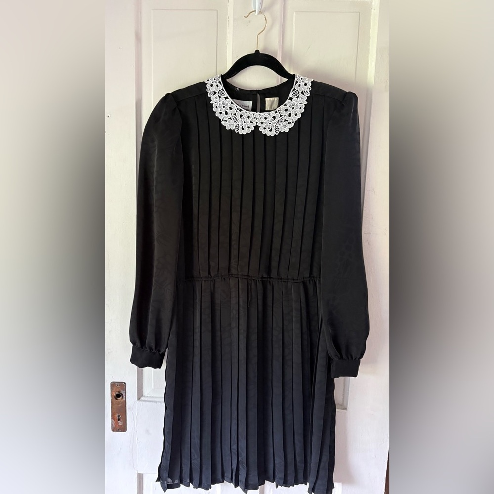 Vintage Black Dress with White Lace Collar In the Mood London Paris New York